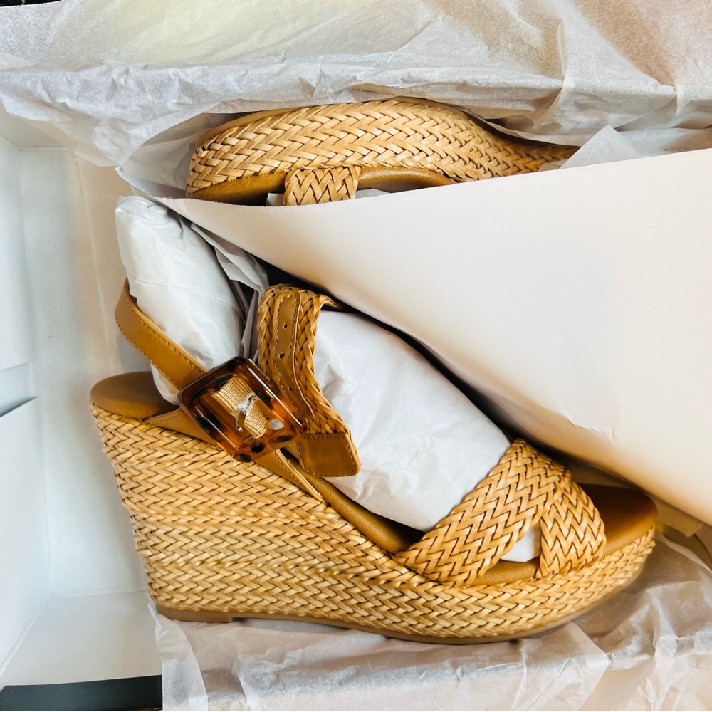 🌿Chinese Laundry Braided Wedge